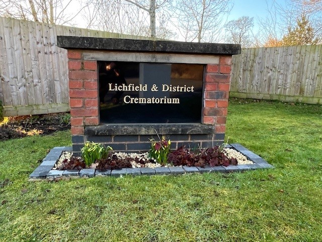 A picture of the sign at the entrance to Lichfield and District Crrematorium.